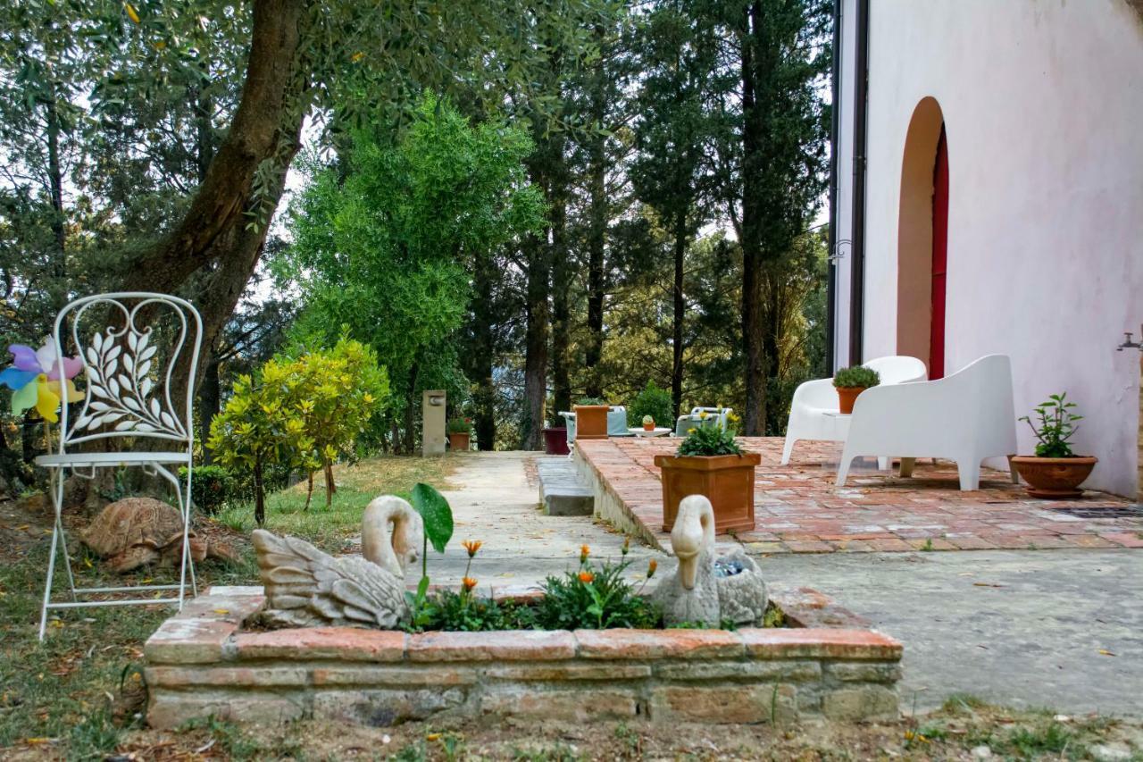 Bb Gli Aristogatti Bed and Breakfast Ghizzano Exteriör bild