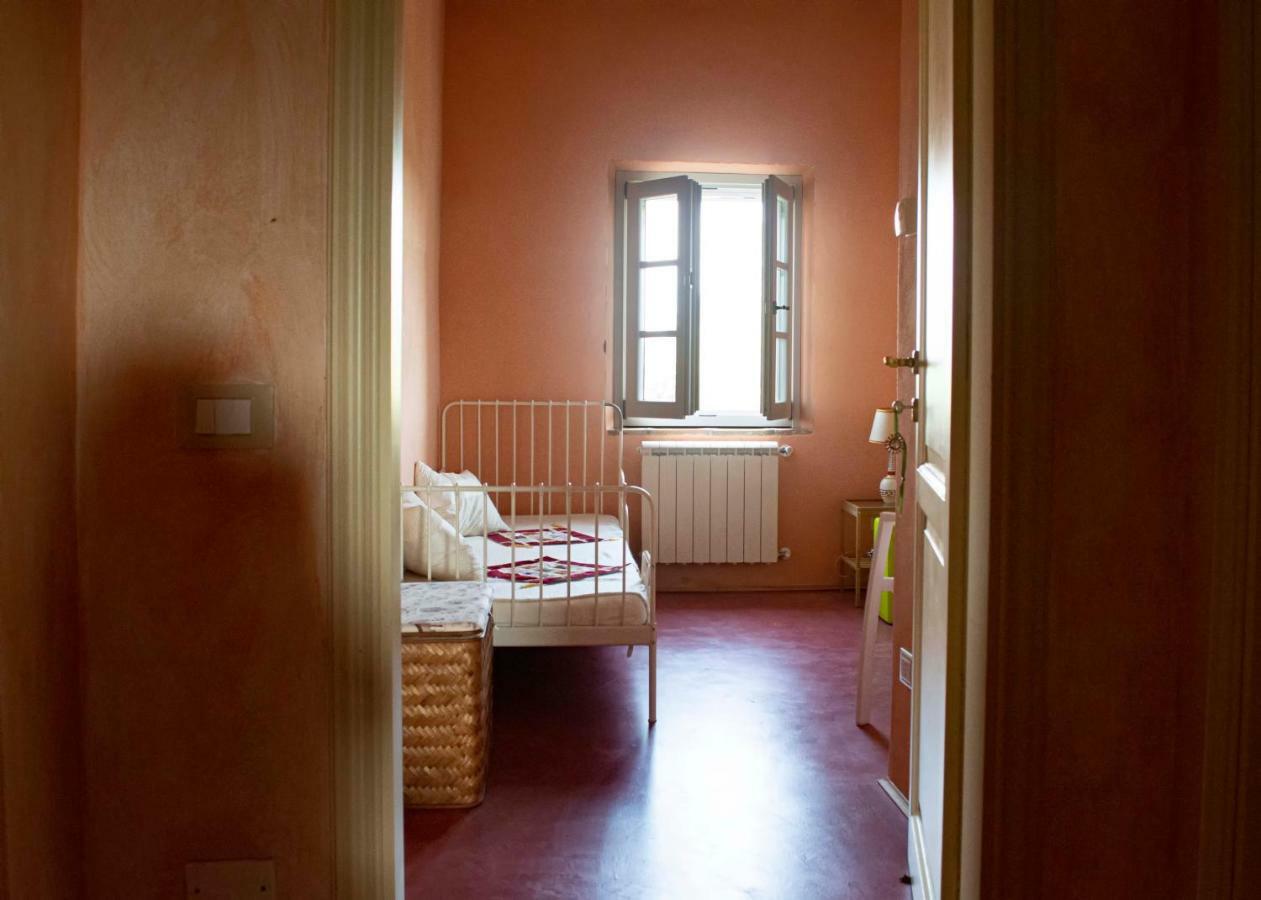 Bb Gli Aristogatti Bed and Breakfast Ghizzano Exteriör bild